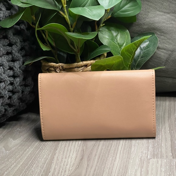 🔵5 For $15🔵 A New Day Rose Small Detachable Crossbody Purse - Picture 3 of 10